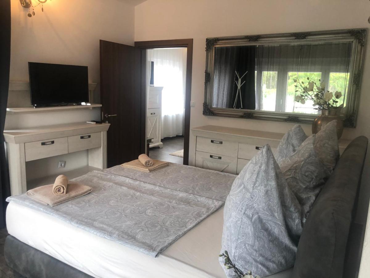 Grey Pearl With Free Ev Ch-Station Διαμέρισμα Valbandon Εξωτερικό φωτογραφία