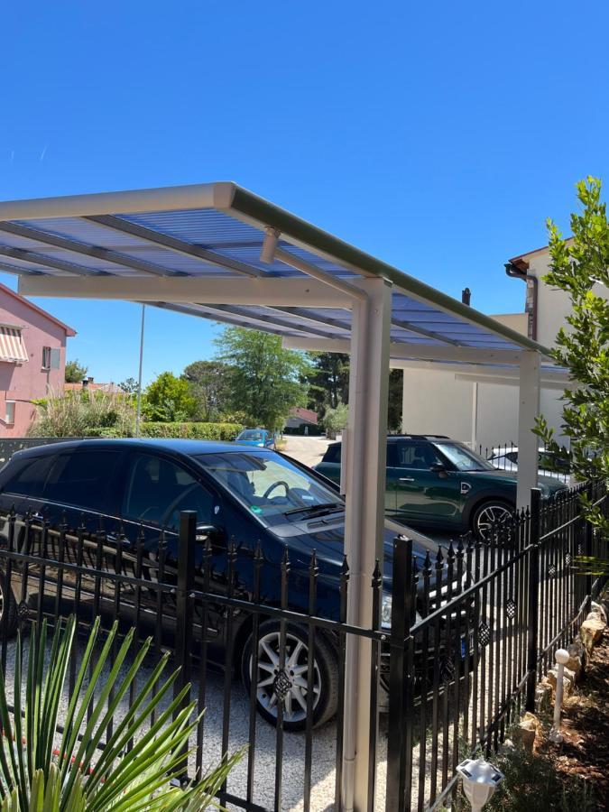 Grey Pearl With Free Ev Ch-Station Διαμέρισμα Valbandon Εξωτερικό φωτογραφία