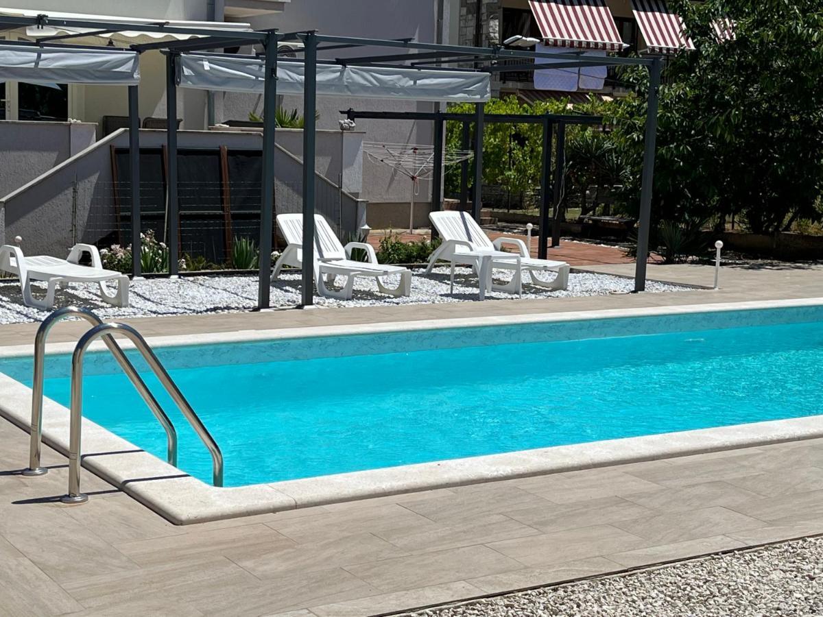 Grey Pearl With Free Ev Ch-Station Διαμέρισμα Valbandon Εξωτερικό φωτογραφία